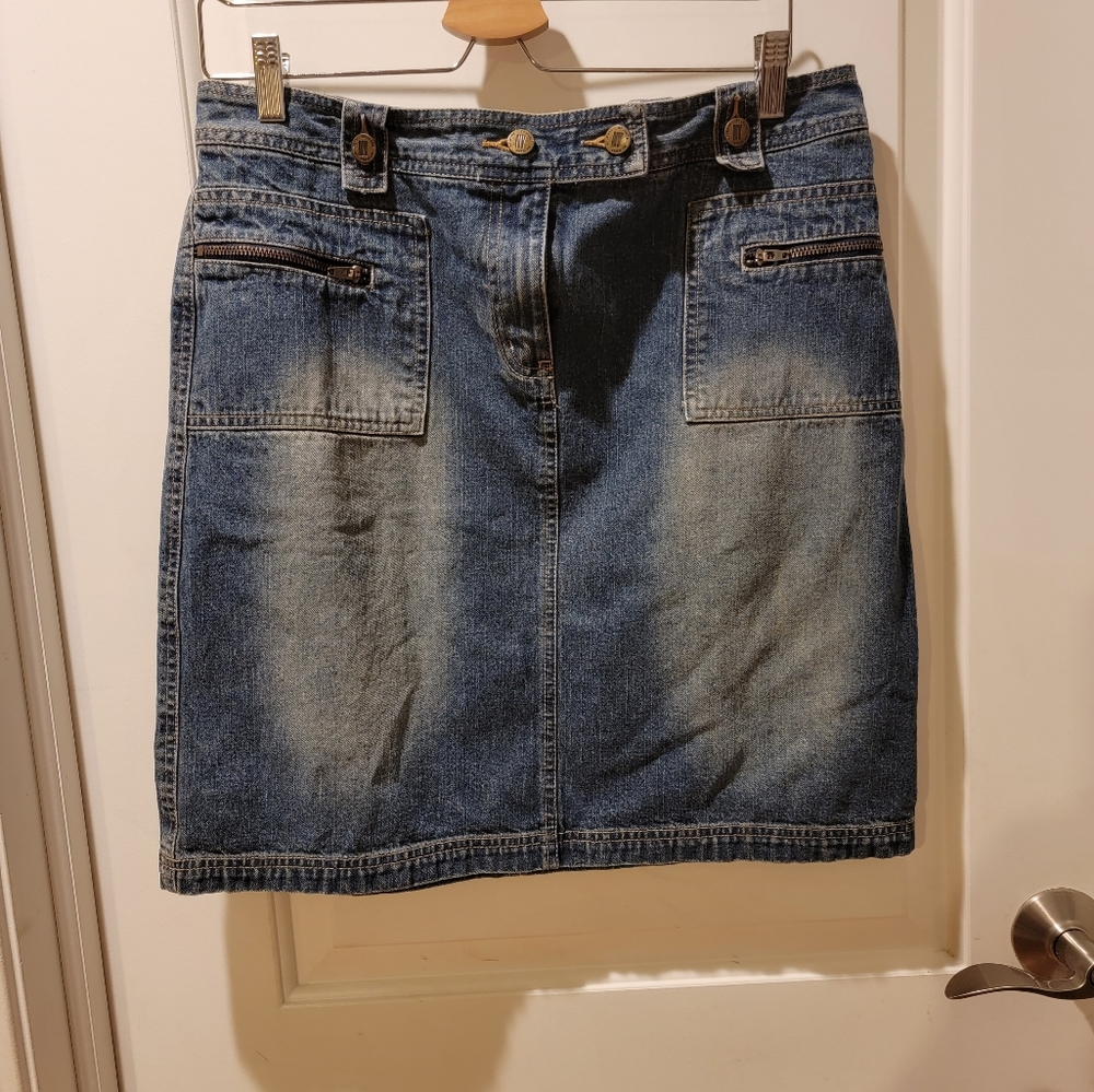 NY & Co. Denim Skirt Size 10